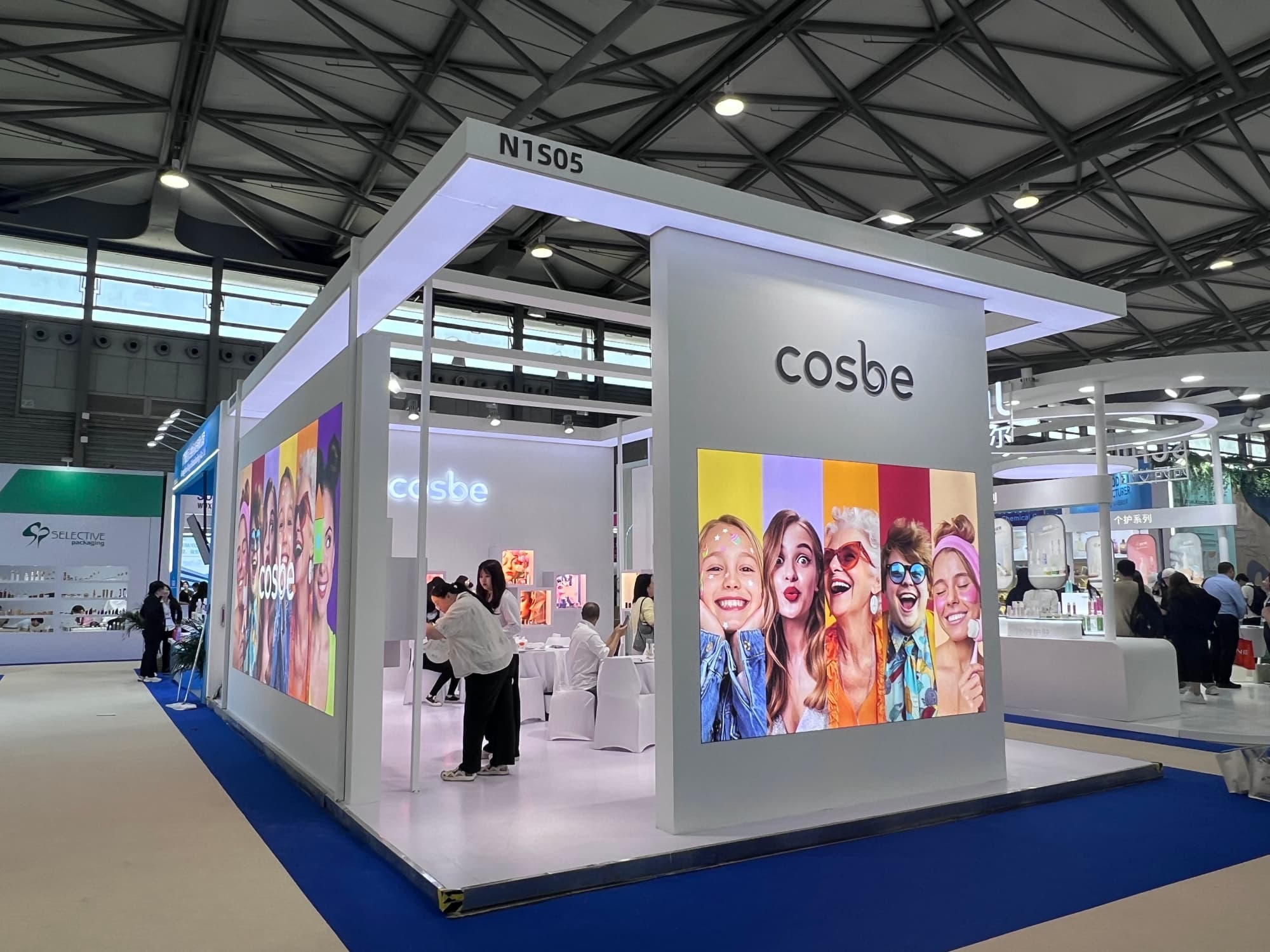 從設計到落地：2026 廣州美博會特裝展臺全流程避坑手冊